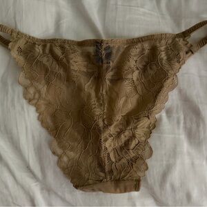 Elegant Lace Women's Panties - Tan